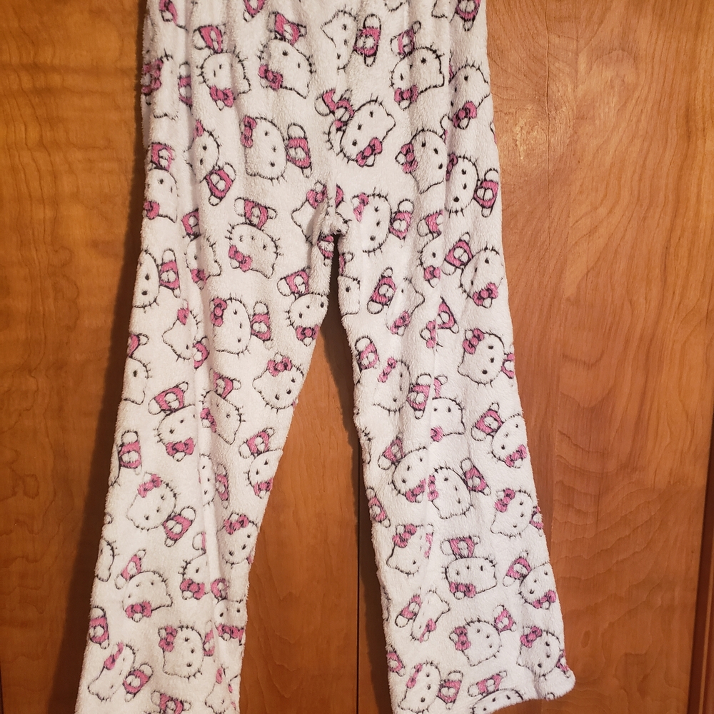 Hello Kitty Fleece Pajama Pants in White and Pink - Picture 3 of 4